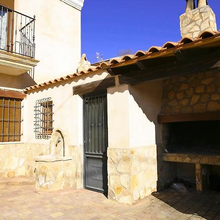 Alojamientos Rurales La Fuente Вильяльба-де-ла-Сьерра Экстерьер фото